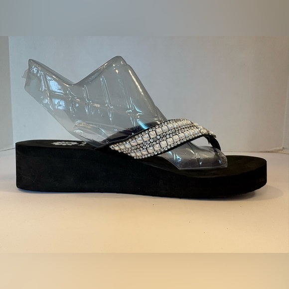 Yellow Box Valence leather beaded flip flops sandals size 7.5 - Picture 5 of 11